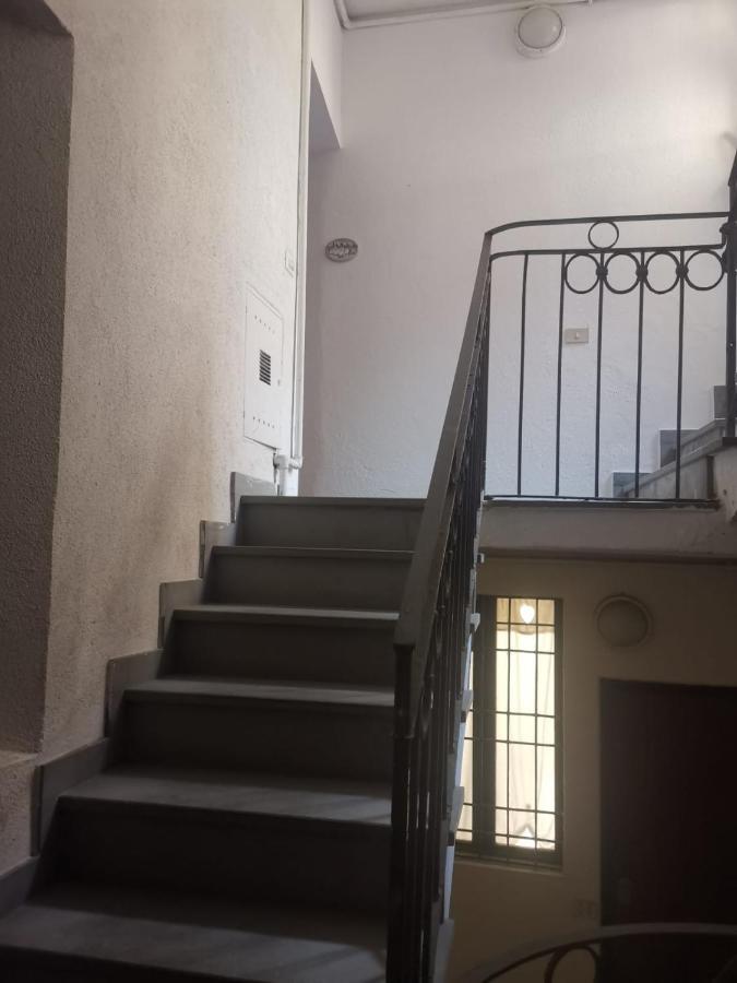 Casa Lalla In Centro Storico A Bergamo Luaran gambar